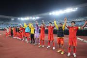 -新加坡足球俱乐部在国际赛事中勇猛出击
