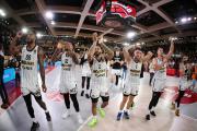 KY Gaming-NBA球队在赛场上展现团队精神