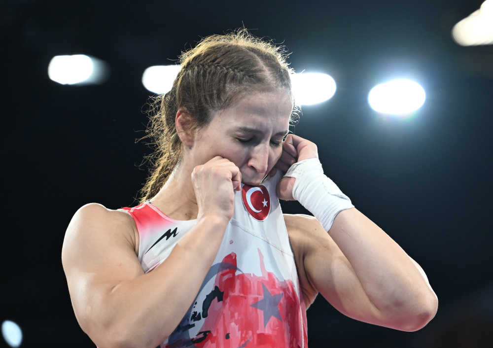土耳其选手迪尔柳在拳击比赛中获得铜牌 土耳其选手迪尔柳在拳击比赛中获得铜牌
