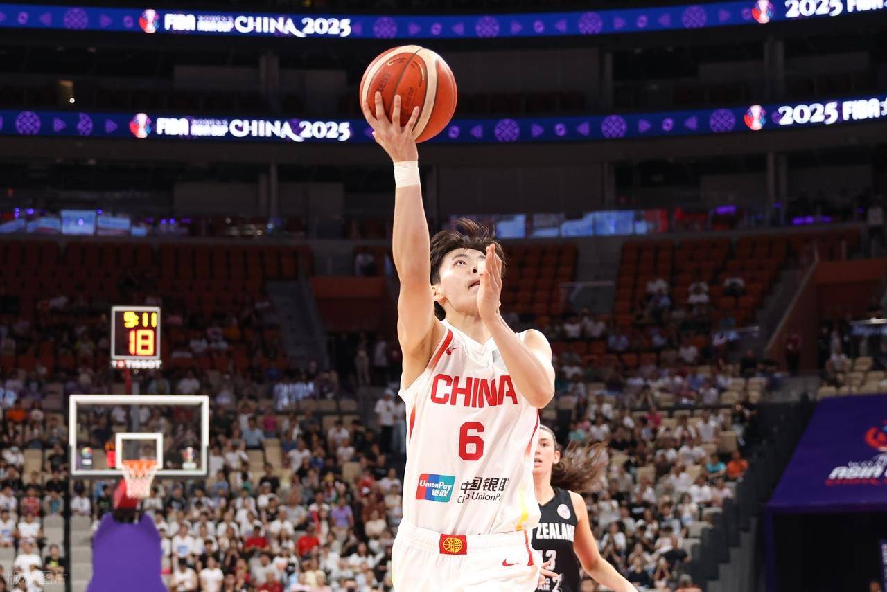 包含新晋球星表现抢眼,成为球队得分王的词条 包含新晋球星表现抢眼,成为球队得分王的词条