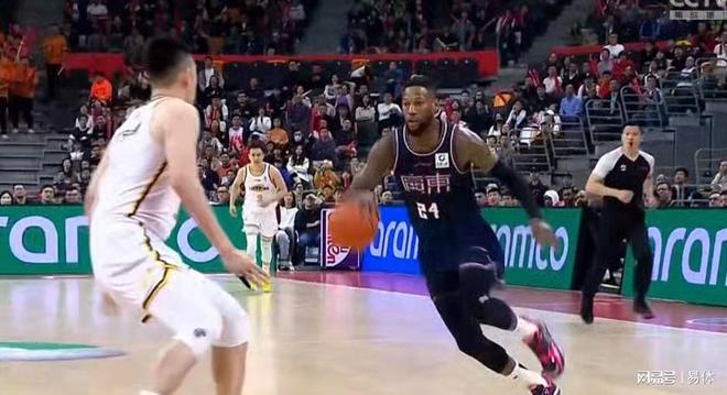 广东不敌辽宁,缺席哈达迪遭遇五连败 广东不敌辽宁,缺席哈达迪遭遇五连败