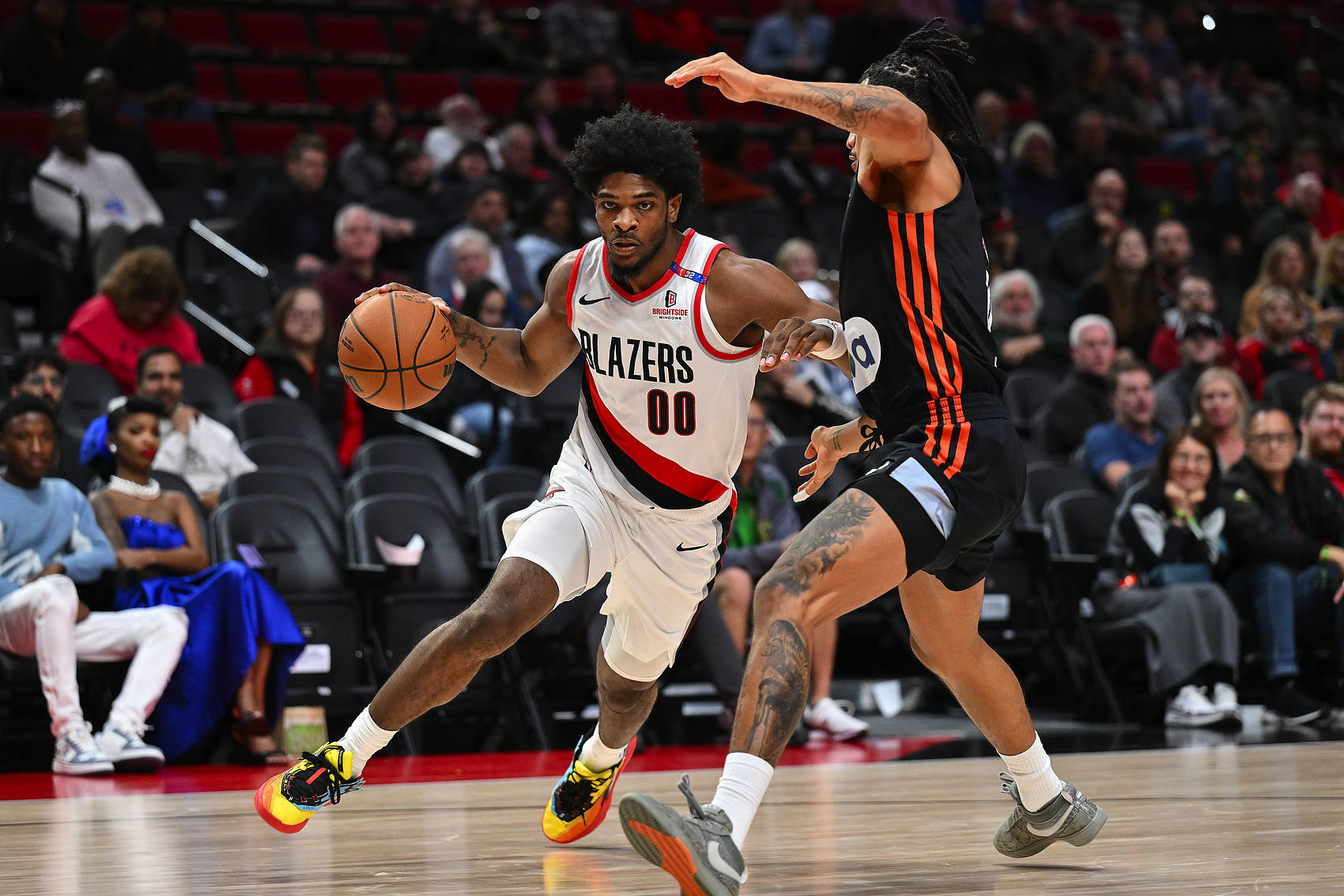 关于开拓者大胜奇才：麦科勒姆赛季新高的信息