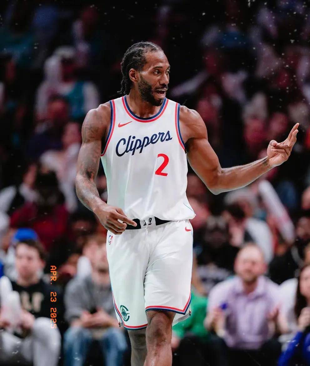 快船再胜太阳!莱昂纳德斩获全场最高28分 快船再胜太阳!莱昂纳德斩获全场最高28分